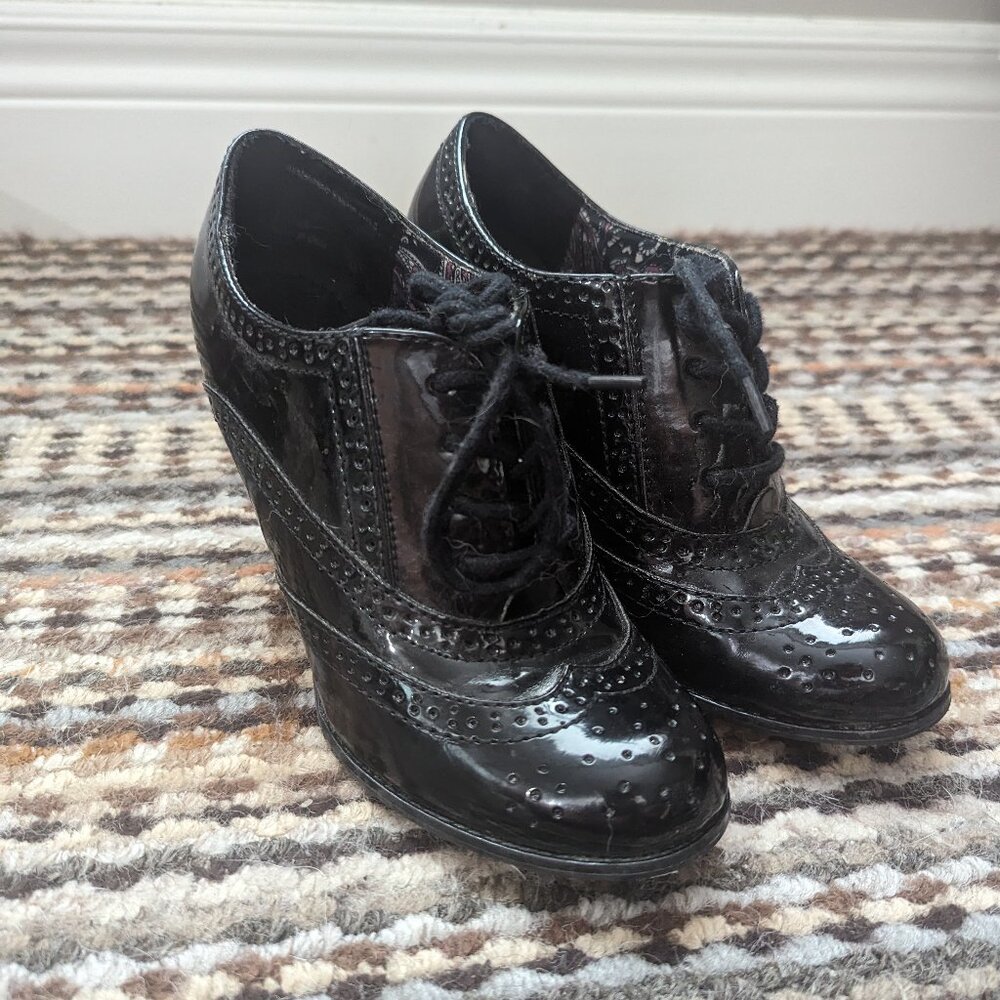 Fioni women's size 6 boot in black
